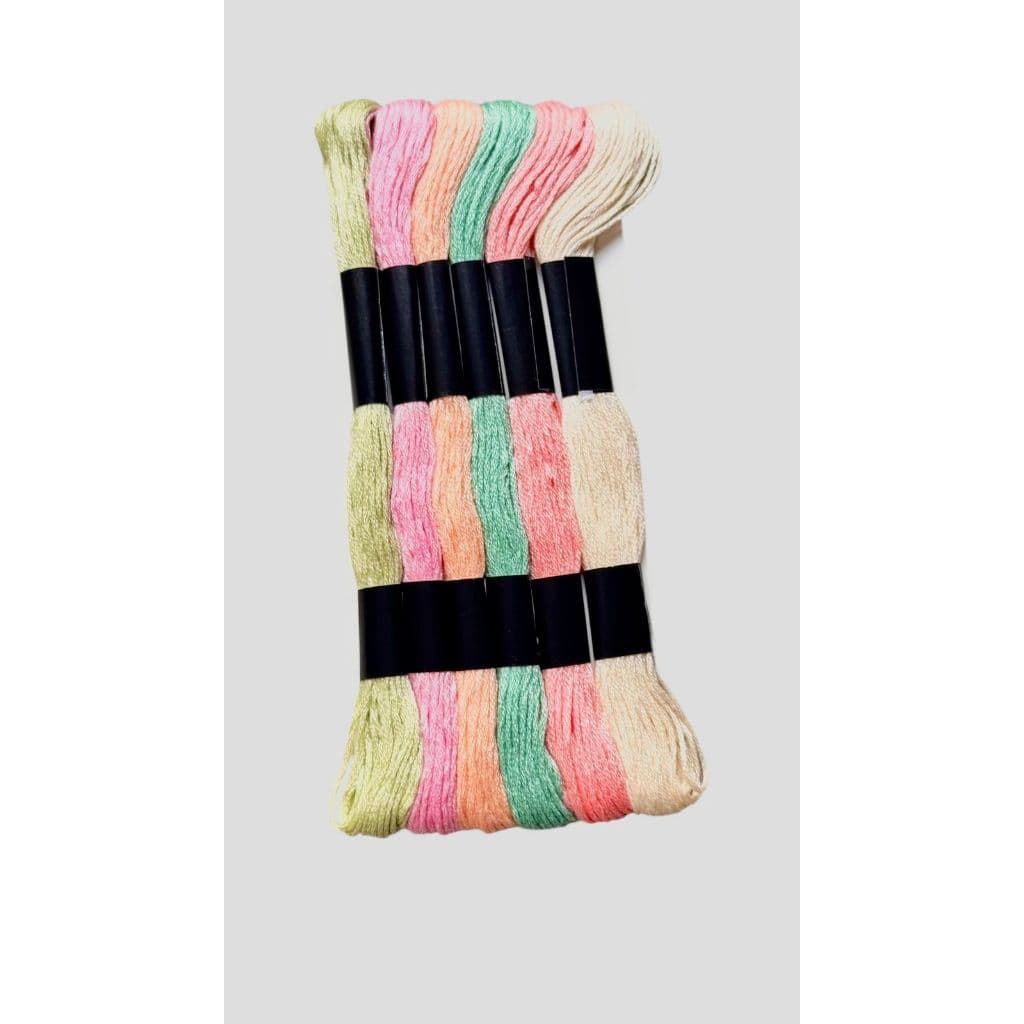 Kit com 06un Linha Meada Para Bordar Tons Pastéis Candy Colors 720823