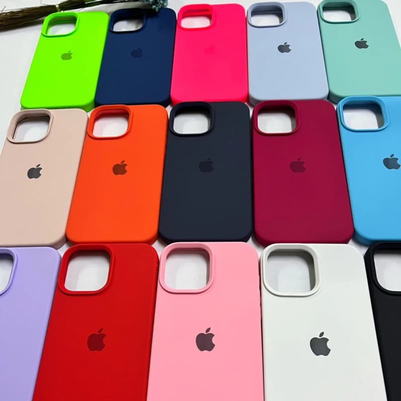 Kit 3 Capinha de Celular Capa Protetora Aveludada Smartphone Case Macia 13- 14 Pro 15 Pro Max 12 Pro
