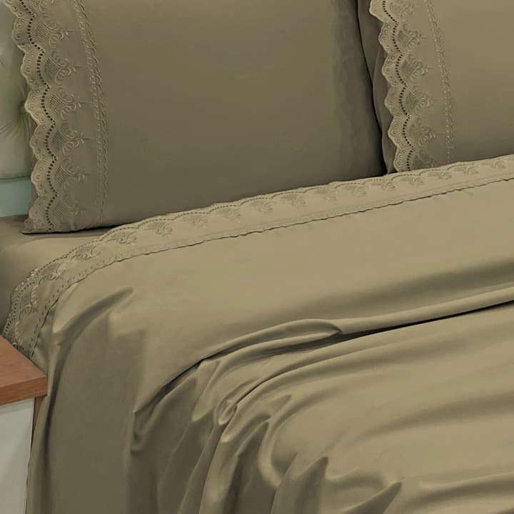 Jogo Lençol 3 pçs Bordado Inglês c/Leze Cama King/Queen/Casal Micropercal 400 Fios-Micaella Enxovais