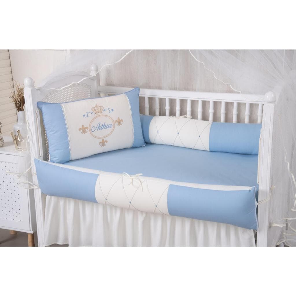 Kit Para Berço 518 - Palha Com Detalhe Azul - Personalizado Com o Nome do Seu Bebê - Com Saia Berço
