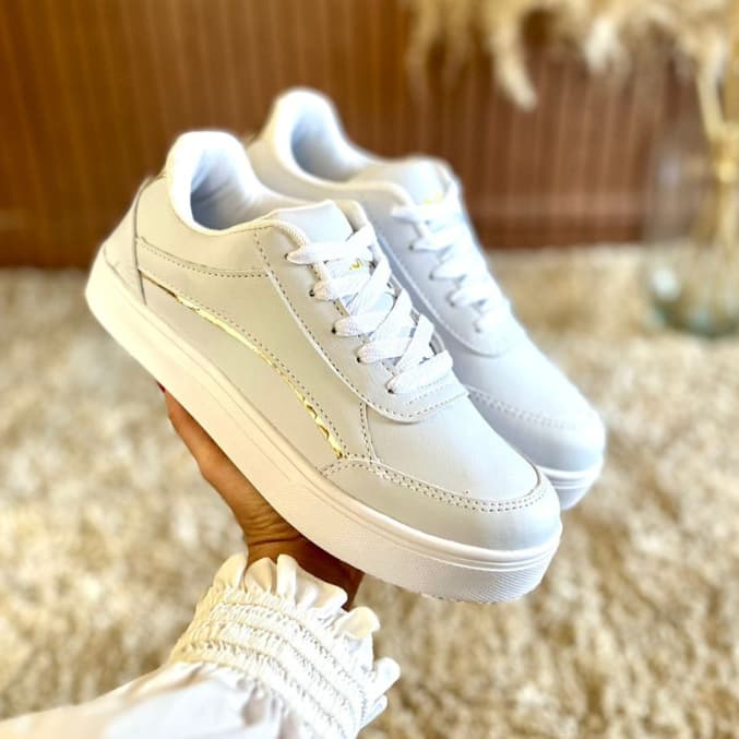 Ténis Feminino Branco Estiloso Confortável Sapato Blogueirinha Casual Sola Reta