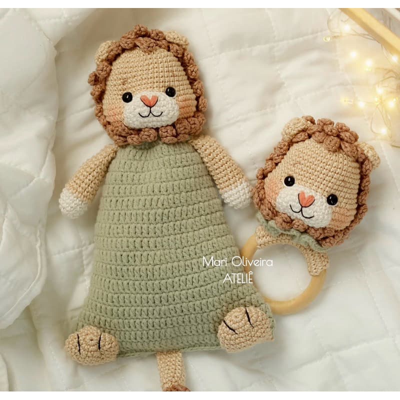 Kit Naninha e Chocalho Leãozinho Crochê/Amigurumi