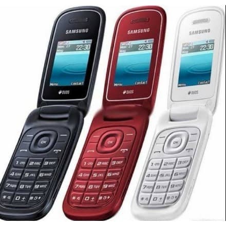 Celular Samsung GT-E1272 Flip Dual SIM 32GB Tela 2.4" PRETO