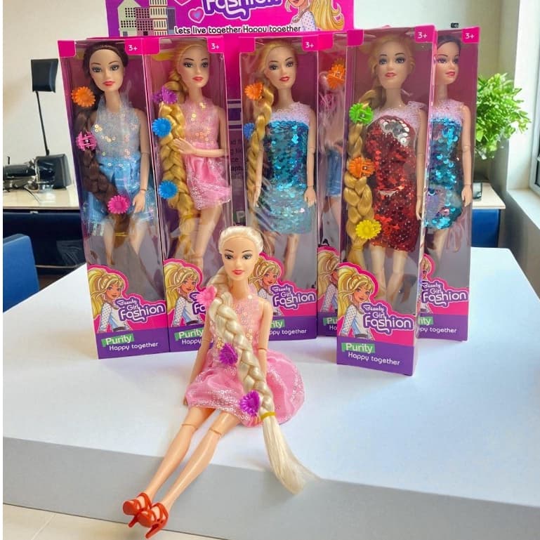 Boneca Articulada Tipo Barbie Com Roupa e Acessório Brinquedo Infantil Presente Para Meninas