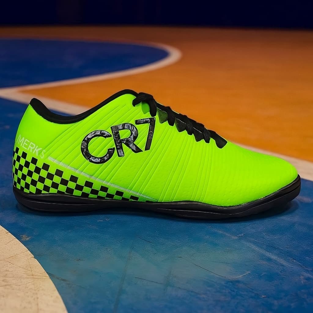Chuteira Infantil Salão Futsal Quadra Piso Liso Tênis Futebol Cr7 Sola Borracha