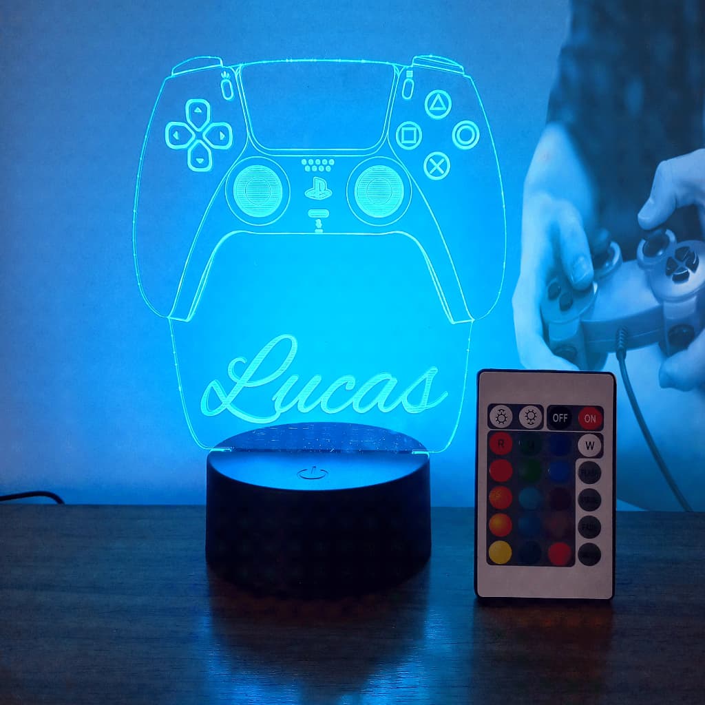 Luminária Led Abajur Controle de Vídeo Game PS 5 Personalizado com Nome RGB 16 Cores com Controle Remoto e Botão Touch