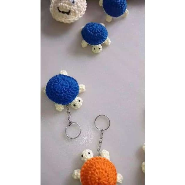 Kit com 10 chaveiros de mini tartaruga de crochê/Amigurumi