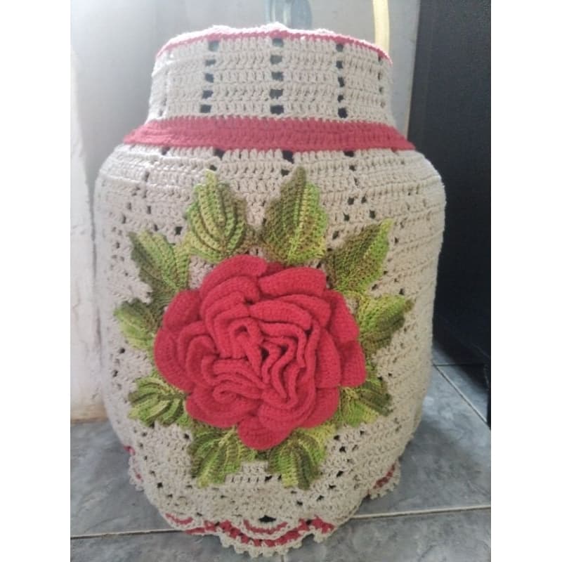 Capa de botijão em crochê e barbante mega rosa