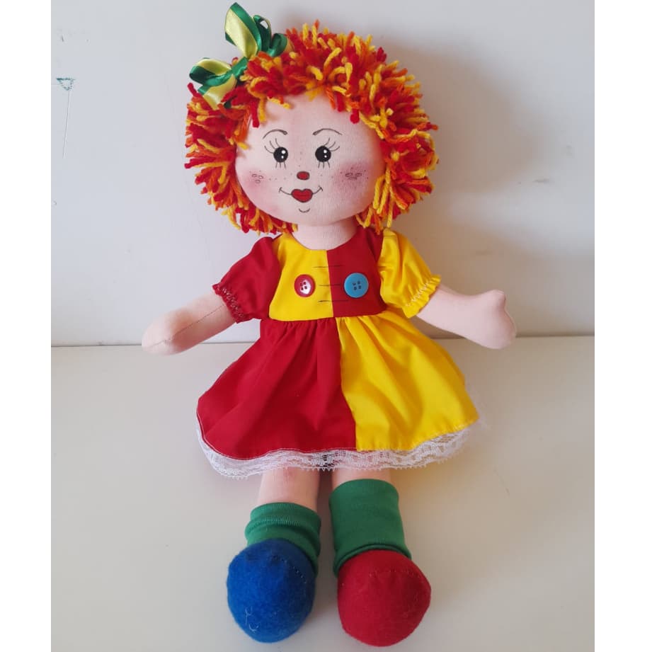Boneca Emília Semi Articulada Mede 40 Cm - Roupa Removível