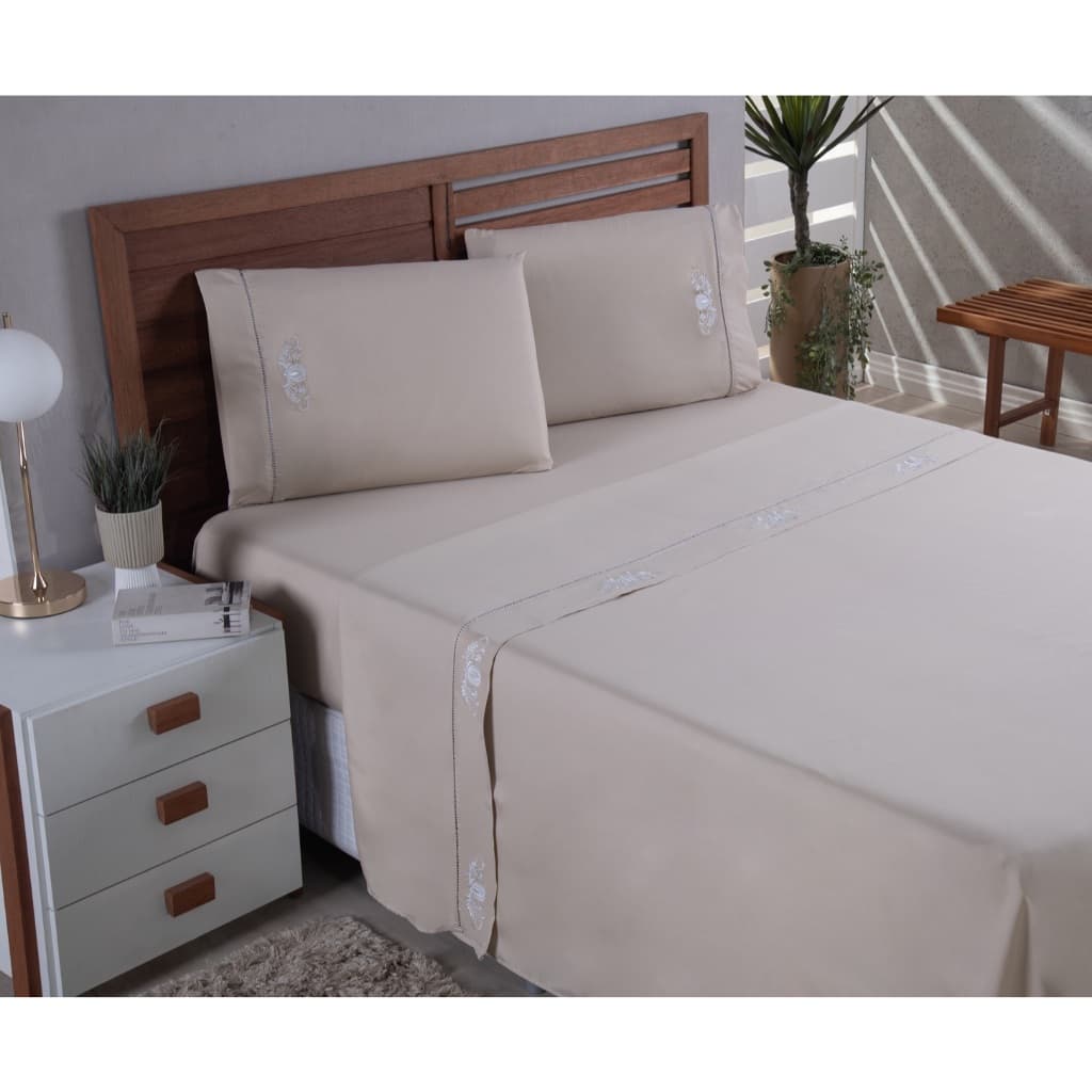 JOGO DE LENÇOL CAMA CASAL 4  PEÇAS DETALHES BORDADO LENÇOL DE ELASTICO LENÇOL DE CIMA E FRONHAS