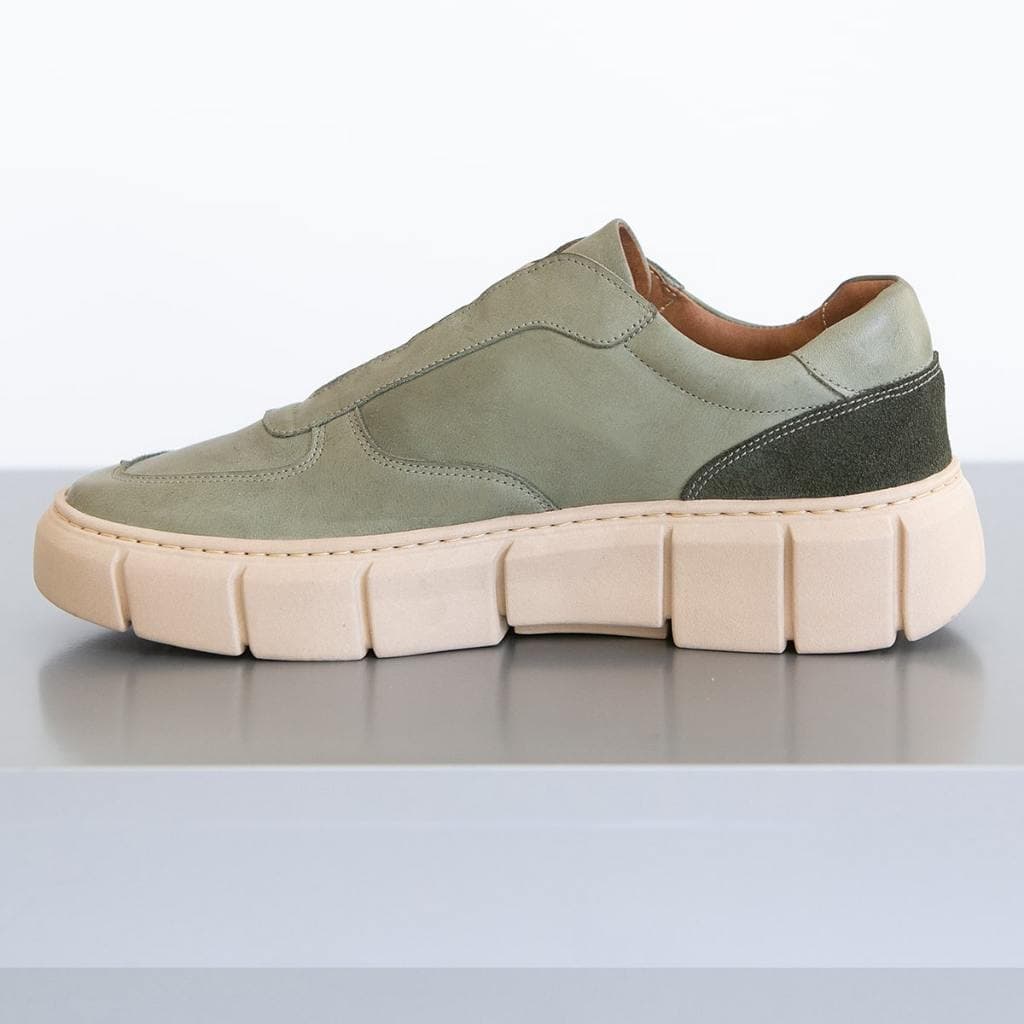 Tênis Couro Legítimo Verde Moderno Confortável Versátil Tratorado Kifer Shoes