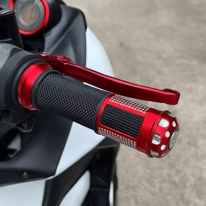 Manopla Esportiva Alumínio Vazada Universal Punho Moto Guidão 7/8 22mm Cores Antivibração