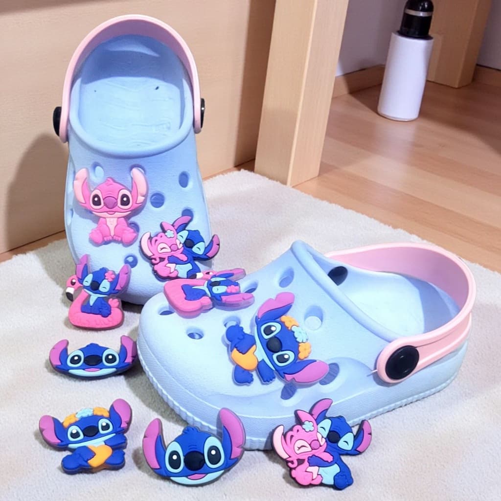 Sandalia Papete infantil Femenino +4 bottons Leve Confortavel Tratorada Personagem Stith
