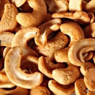 Castanha de Caju Torrada em Bandas – Crocante, Saborosa e Saudável!
