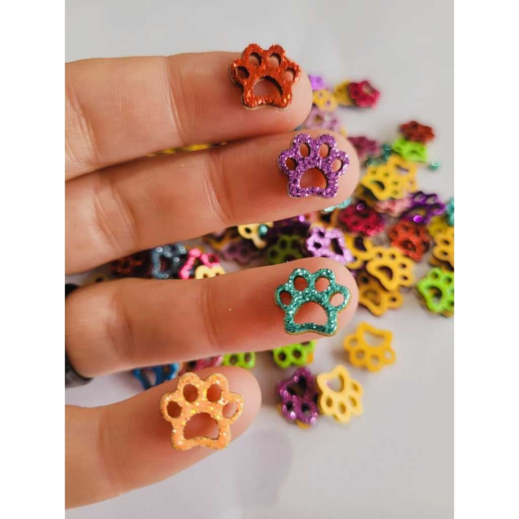 ENVIO IMEDIATO - 100 UNIDADES MINI ADESIVO EVA GLITTER CORTE SIMPLES COLORIDOS (APROX 1,3x1,3CM)