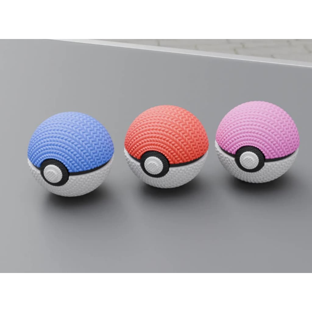 Kit 3 Pokébolas Decorativas Estilo Crochê – Pokémon Amigurumi 3D | Presente Geek e Colecionável