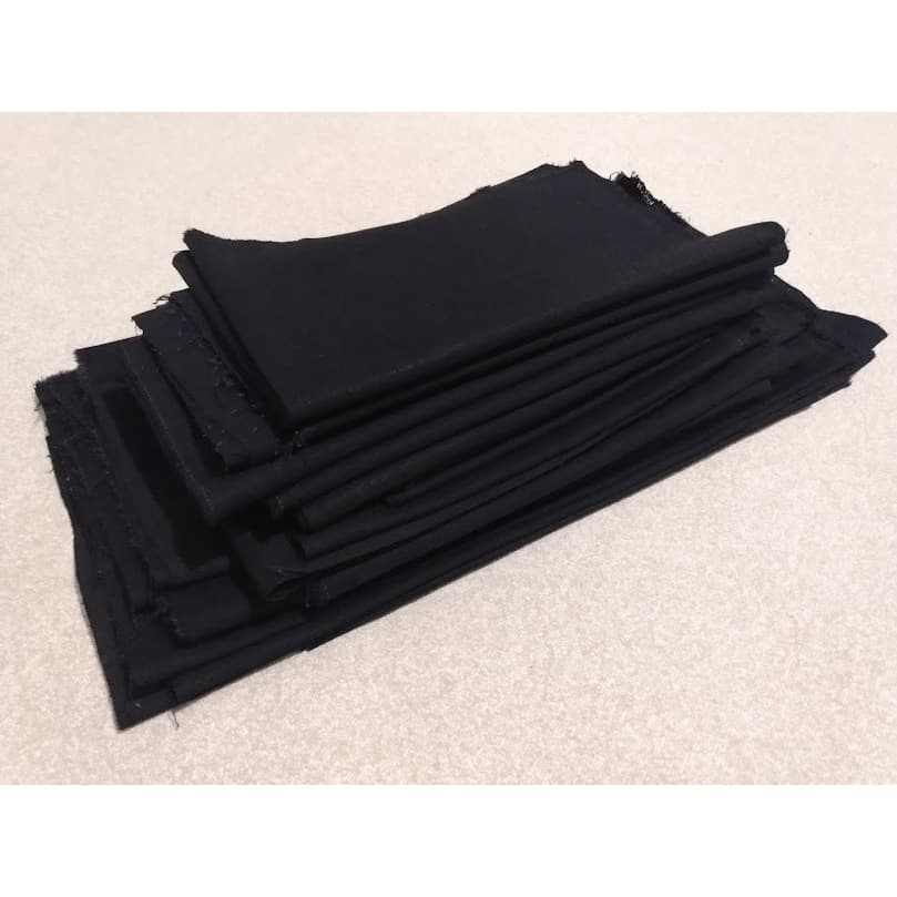 1 kg  retalho tecido brim preto p/ patchwork, tapetes e artesanatos