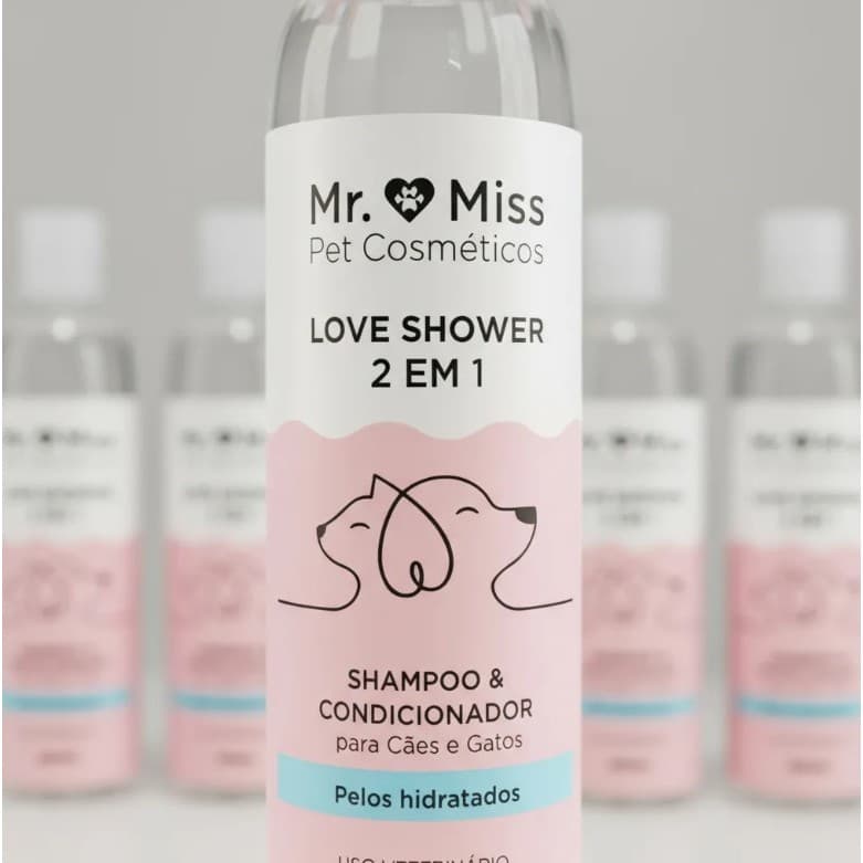 Shampoo e Condicionador PET 2 em 1 , 500ml para  caes cachorro e gatos