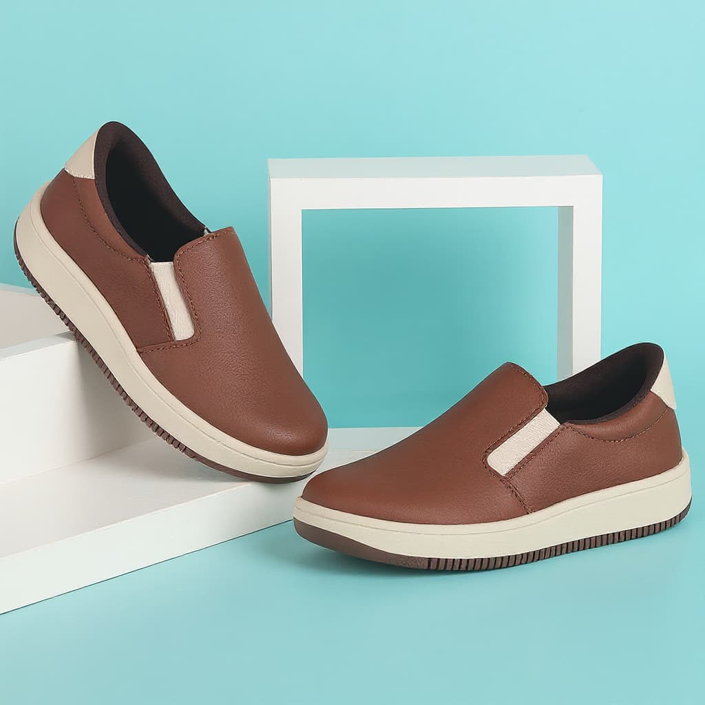 Tênis Infantil Masculino Slip On Bege Azul e Preto Casual Confortável Macio Leve Estiloso Calce Fácil Lindy Kids Store