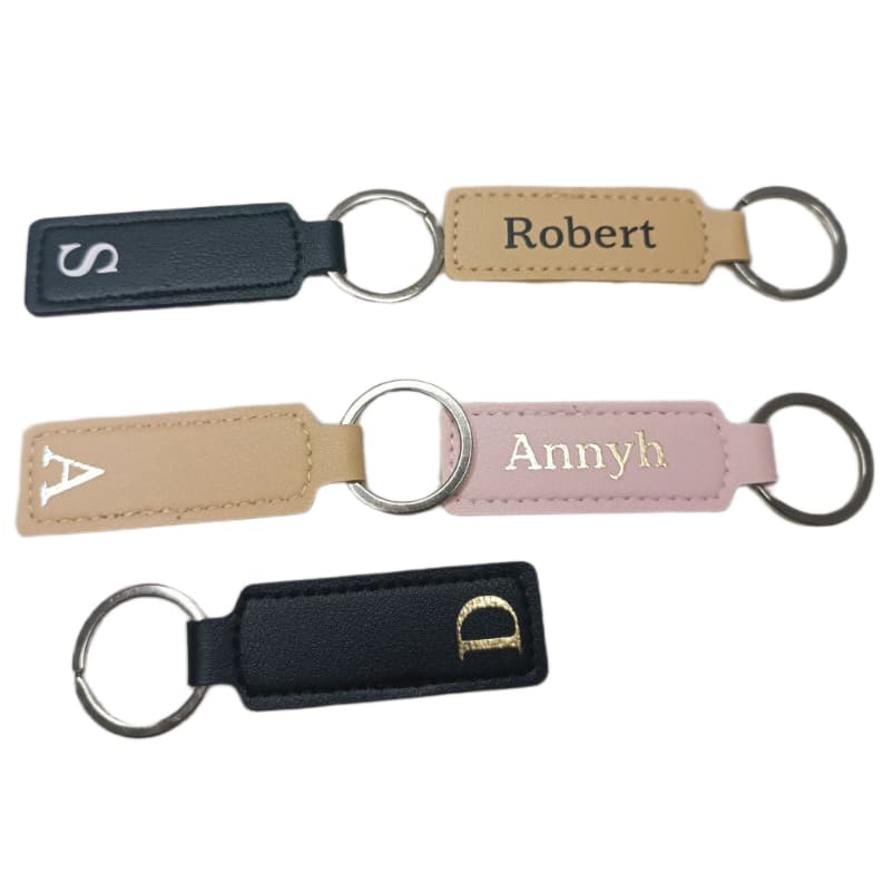Chaveiro Couro Personalizado Com Nome OU Inicial para carro, moto, feminino, masculino.