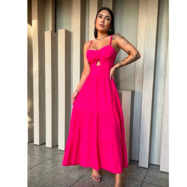 vestido com abertura abaixo dos seios vestido 3 Marias