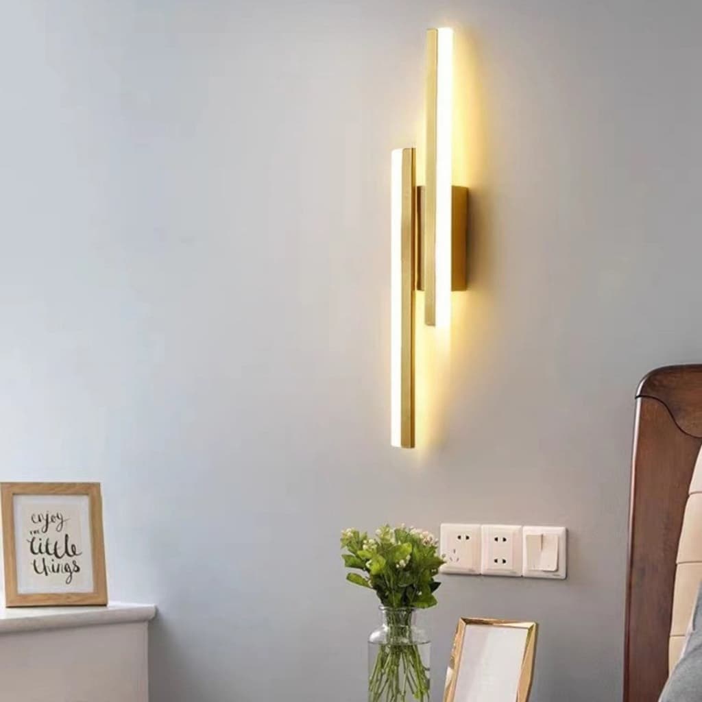 Luminária Parede Arandela Moderna Decoração Led 15w 8x50cm Bivolt Dourado Preto Prateado