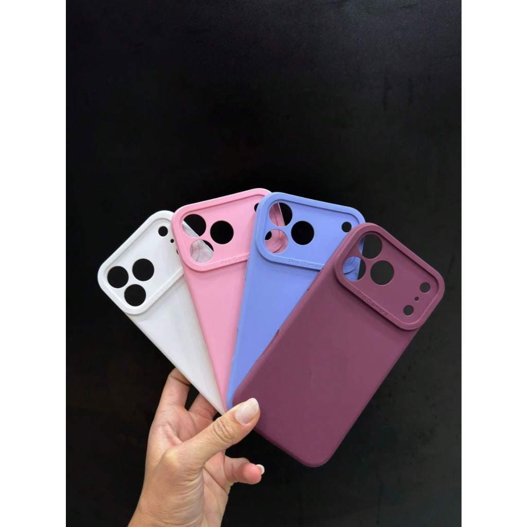 Linda Capinha de Celular Case IP 17 Pro Max de Silicone Com Câmera Fechada Em Alto Relevo Capa Protetora Aveludada Maça