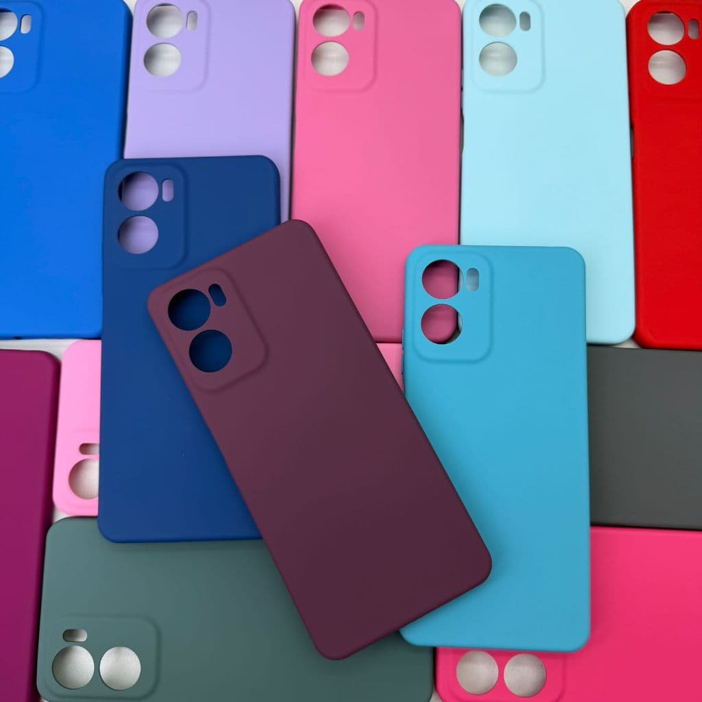 Capa  Para Motorola Moto G06 - Capa + Pelicula 3D ou Só 1 Capinha Aveludada Case