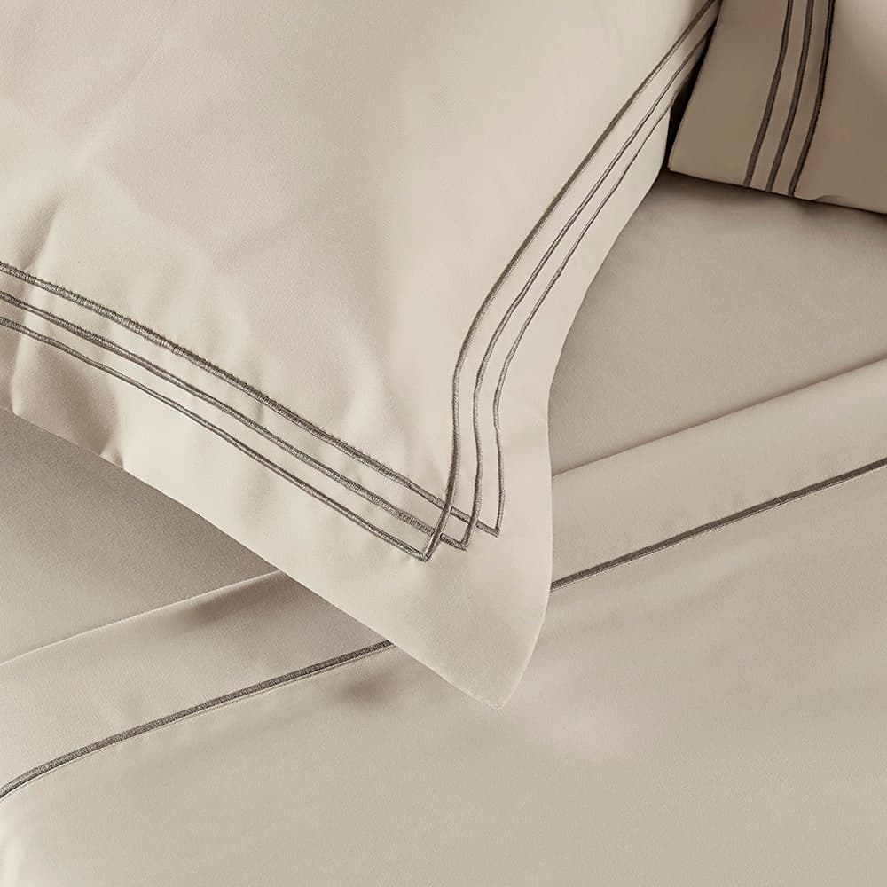Jogo de Cama Bordado Micropercal 400 fios Bordado 4 peças Casal/Queen/King