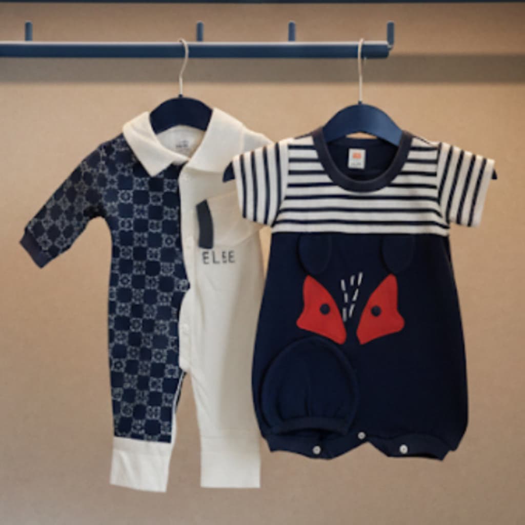 KIT 2 Macacão Bebê Menino Algodão Estampado com Touquinha Confortável Vira Pé Tecido Macio Ideal Para Enxoval Infantil