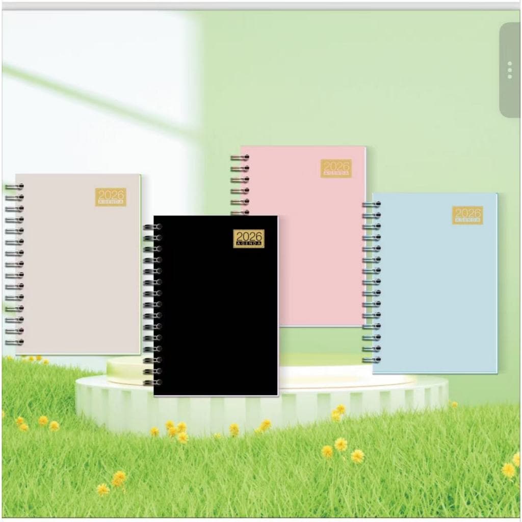 Agenda 2026 Capa Dura lisa A5 (Espiral) Com Marca Paginas Diversas Cores (09015)