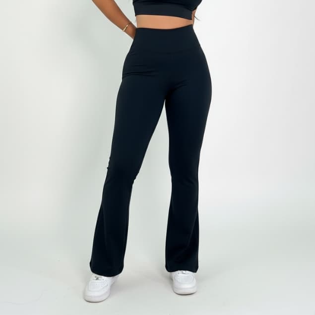 Calça Flare Bailarina Fitness em Suplex Wide Leg Cós Alto e Zero Transparência Suplex Tamanhos M, G, GG