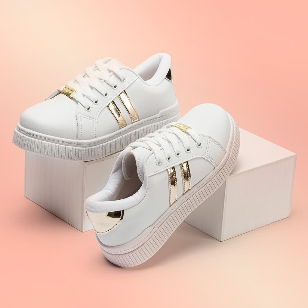Tênis Infantil Menina Moda Confortável Leve Escolar Branco Tira Ouro Antiderrapante Envio Imediato