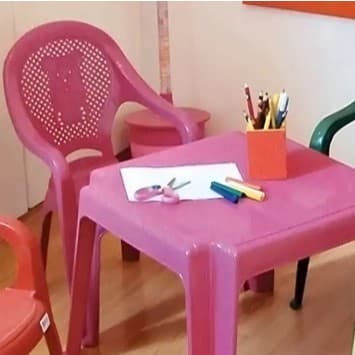 OFERTA Mesinha Infantil Rosa 46x38cm+1 Cadeira Poltroninha Kids INJEPLASTEC