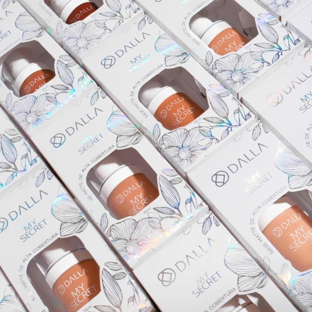 Dalla Base Liquida Matte My Secret Alta Cobertura Longa Duração Vegano 35 ml