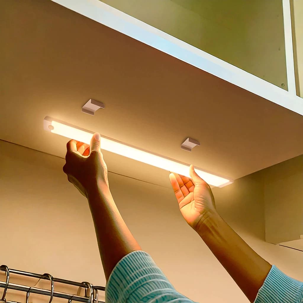 10/30/50cm Smart Luminária Inteligente Ultra LED com sensor de movimento sem fio Recarregável USB para Baixo do Armário