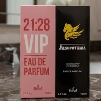 Kit com 02 Perfumes Feminino de 100ml cada, total 200ml.
