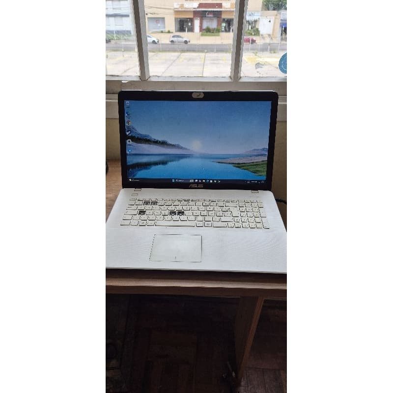 Notebook gamer 17,3' I7, 12gb ram, placa de video Nvidia 2gb, SSD