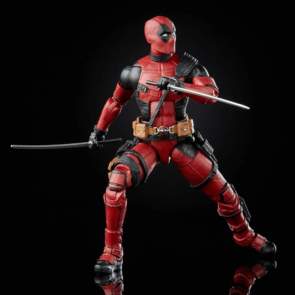 Boneco Action Figure Deadpool 18 Cm Avengers Luz Articulado Colecionável