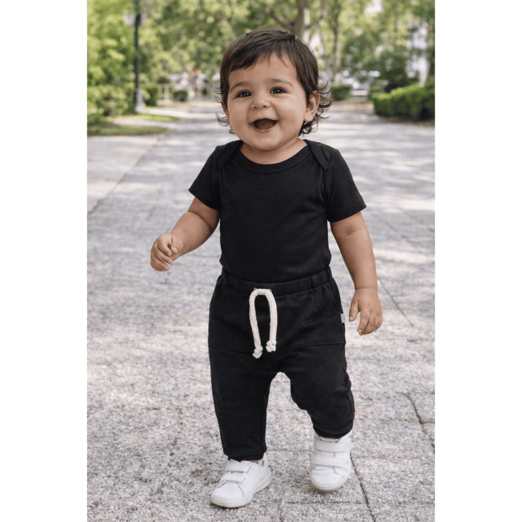 Calça Saruel Bebê Infantil Soltinha Menino Menina Preta em Malha com Bolso