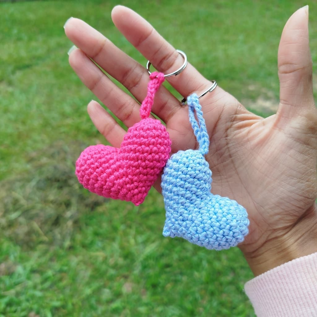 kit Chaveiro de coração com 6 unidades em amigurumi, crochê