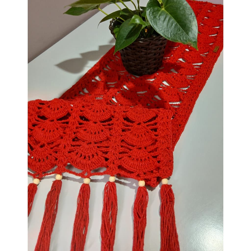 Trilho de mesa caminho crochê, feito em barbante  fio 6 e agulha 3,5mm. Toda delicadeza e sofisticação para seu 🏡.