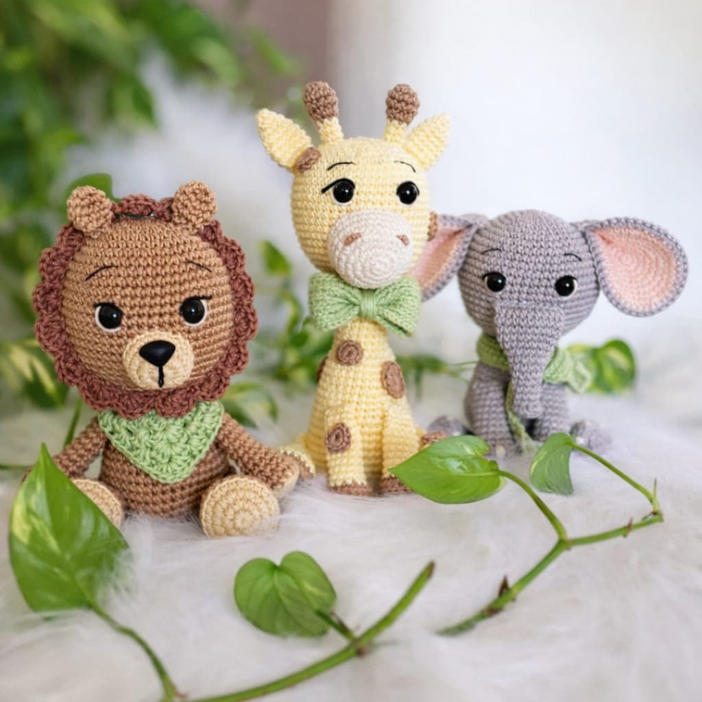 Kit Amigurumi Safari Crochê – Leão Girafa Elefante | Decoração Quarto Bebê Infantil - Sob Encomenda