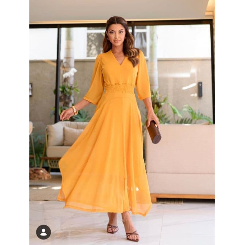 VESTIDO LONGO DE TULE FORRADO. VESTIDO DE PONTAS