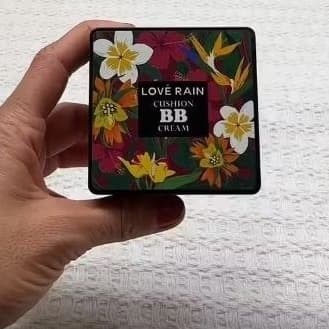 Base Liquida BB cream com esponja Cogumelo para cobertura uniforme. BASE COREANA 🇰🇷