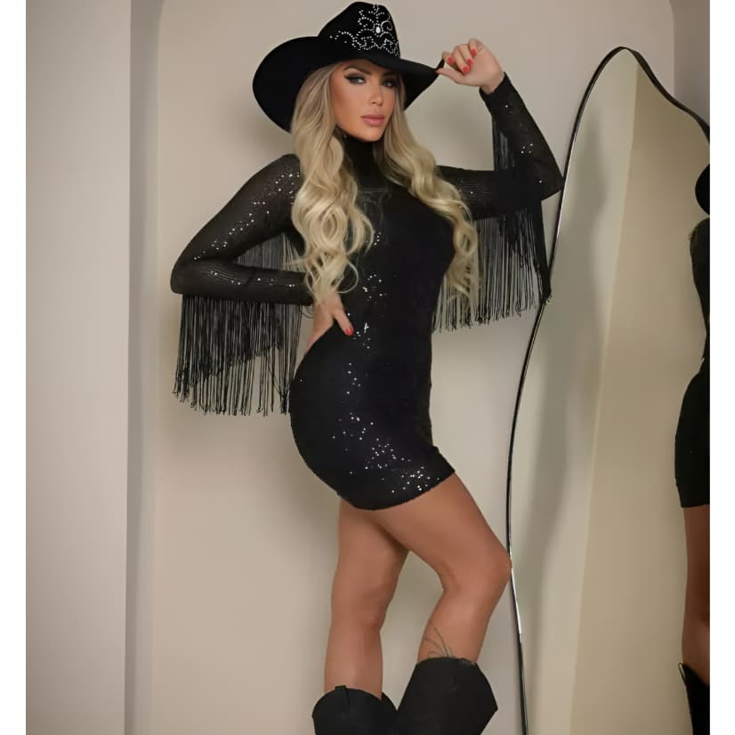 Vestido Paetê Coladinho Curto Manga Longa Com Franjas Roupa de Festa de Rodeio, Gola Alta Zíper Forrado c/ Bojo