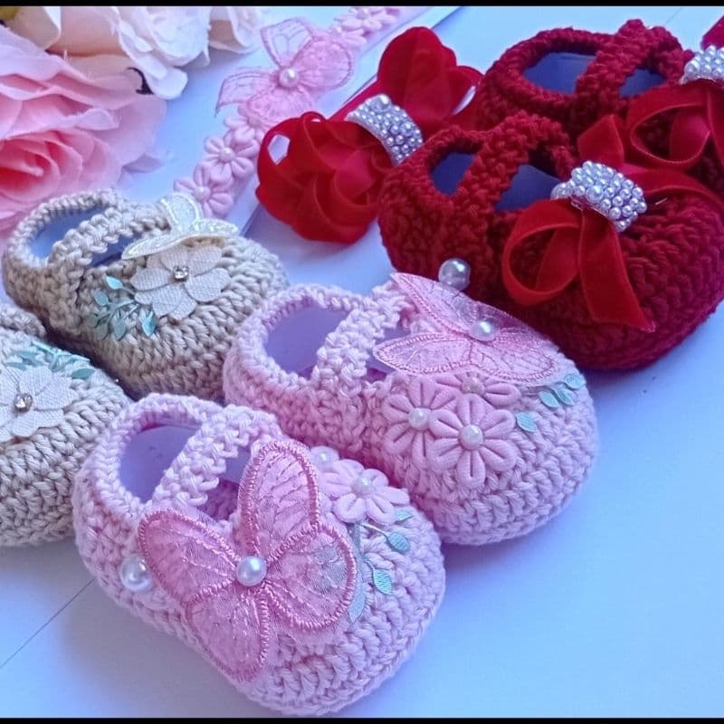 Kit Sapatinho De Crochê E Faixinha Bebê Luxo Saída De Maternidade Menina Enxoval Recém Nascido Chá De Bebê
