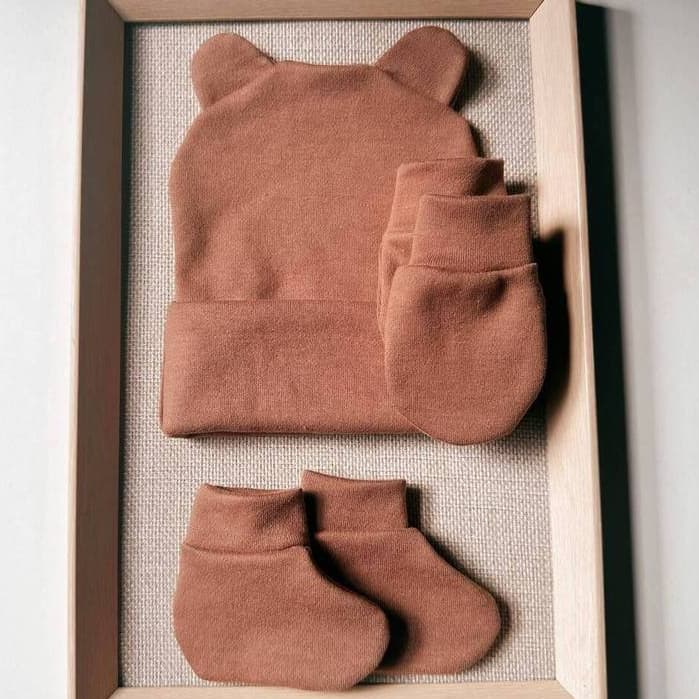 Kit Enxoval Bebê 3 Peças - Touca, Luva e sapatinho (Comum, nó ou ursinho )100% Algodão Suedine Maternidade Enxoval