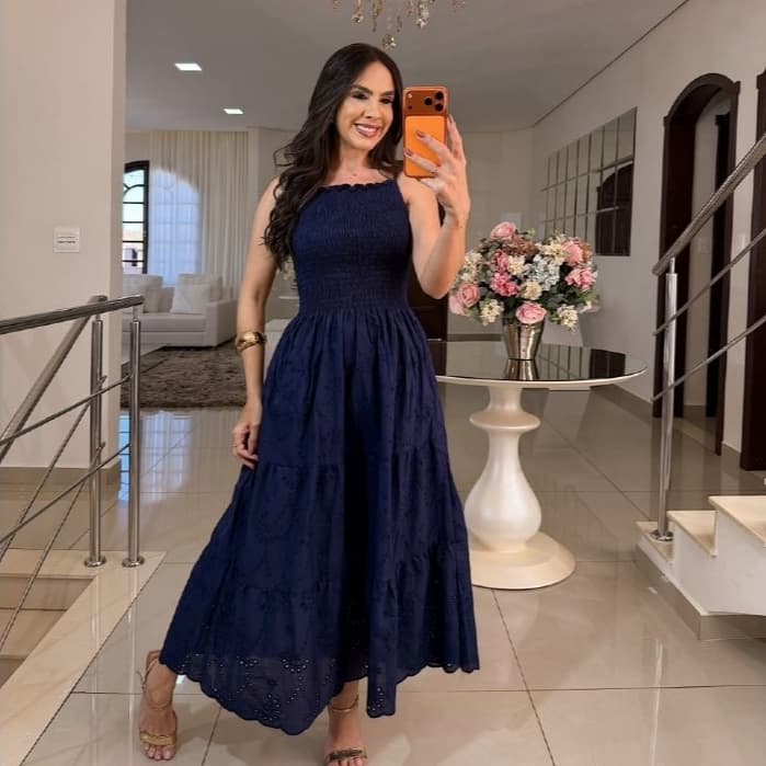 Vestido Midi em Laise Frente Ùnica com Lastex  Elegante e confortável. da Ester Modas