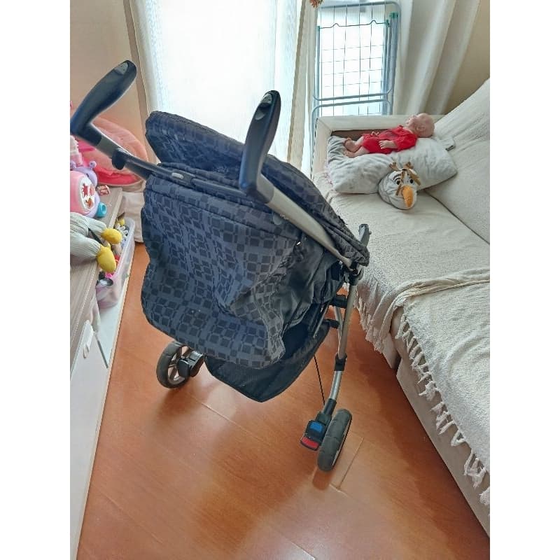 Carrinho de Bebê + BEBÊ CONFORTO Burigotto - Leve, Compacto e Confortável